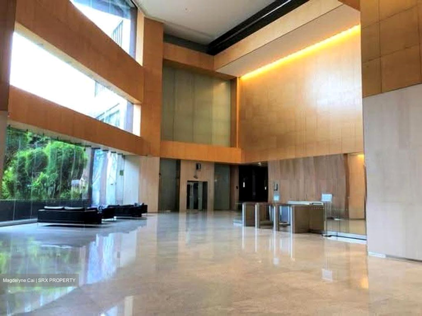 Lippo Centre (D2), Office #639836851